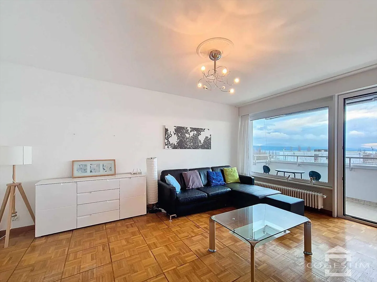 3.5 Room Apartment - Photo 1 of 13