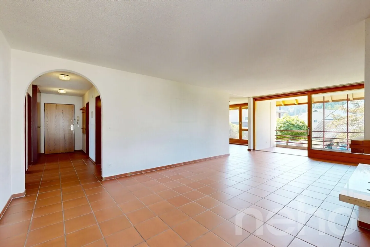 Vivere a contatto con la natura con camino, balcone e laboratorio privato - Foto 3 di 12