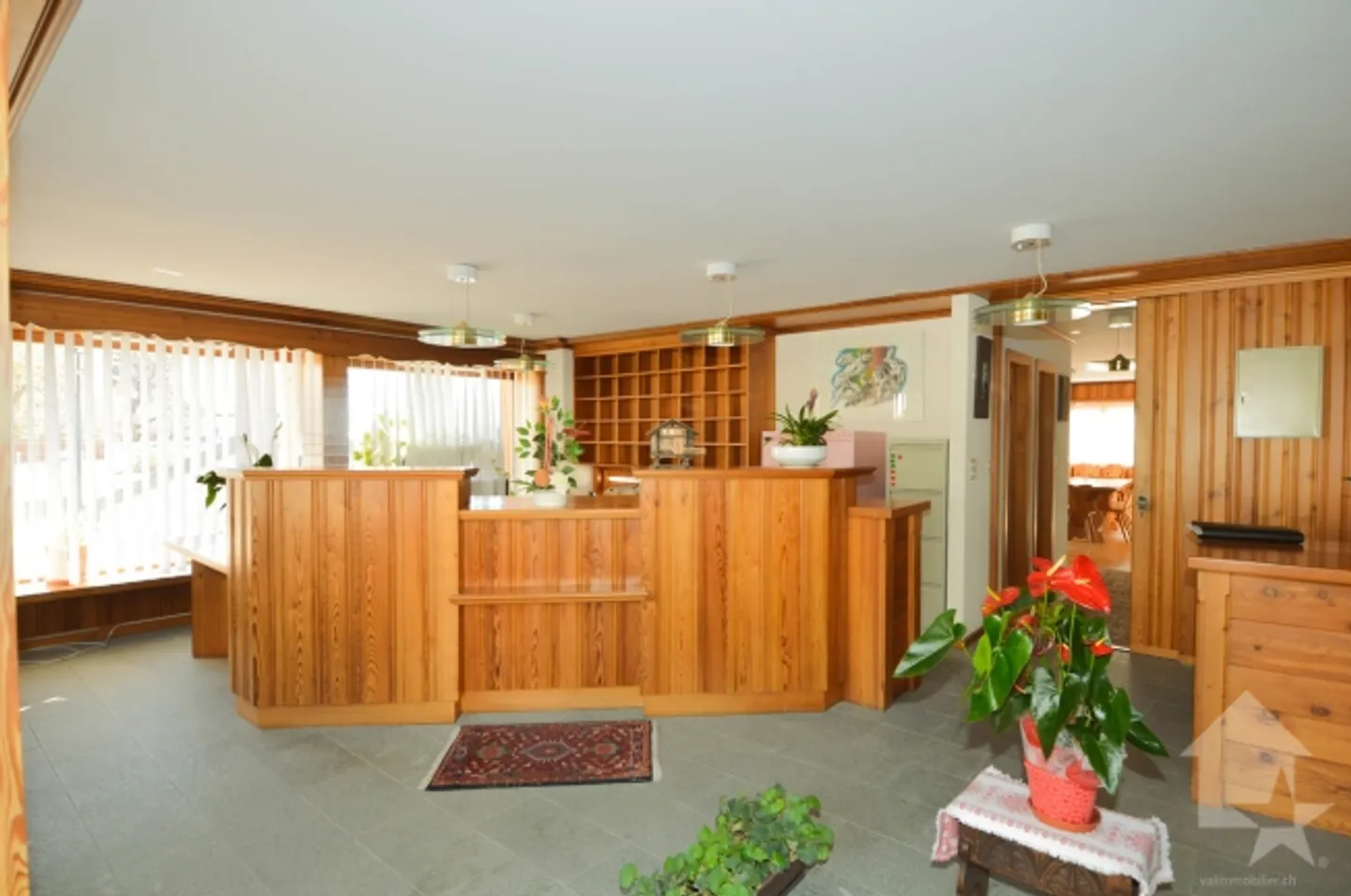 Commercial premises, prime location - Photo 7 of 12