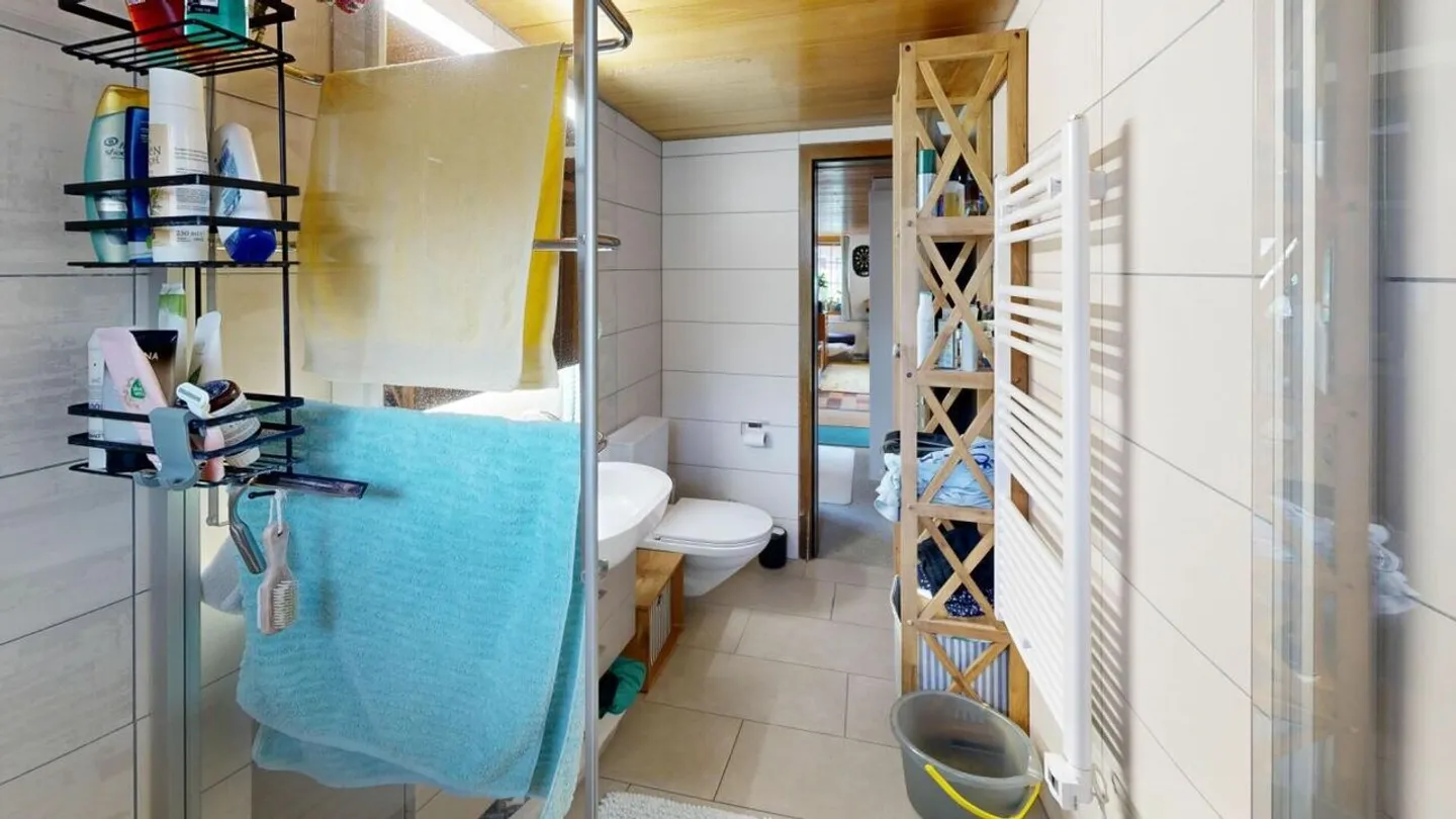 SECTION DE FERME AVEC 2 UNITÉS D'HABITATION - Photo 5 sur 17