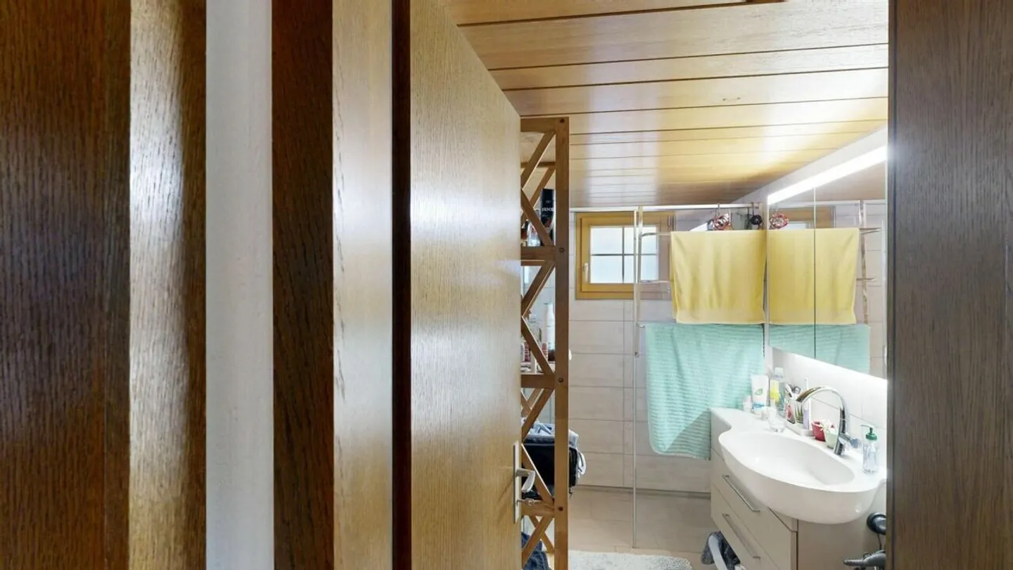 SECTION DE FERME AVEC 2 UNITÉS D'HABITATION - Photo 6 sur 17