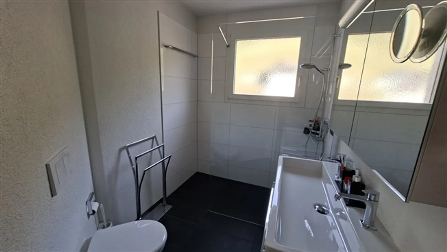 Modern and renovated holiday apartment fully equipped and furnished - Photo 8 of 12