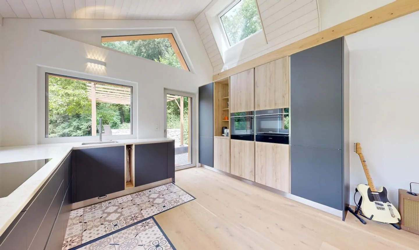 magnificent new villa in a haven of peace close to amenities - Photo 9 of 11