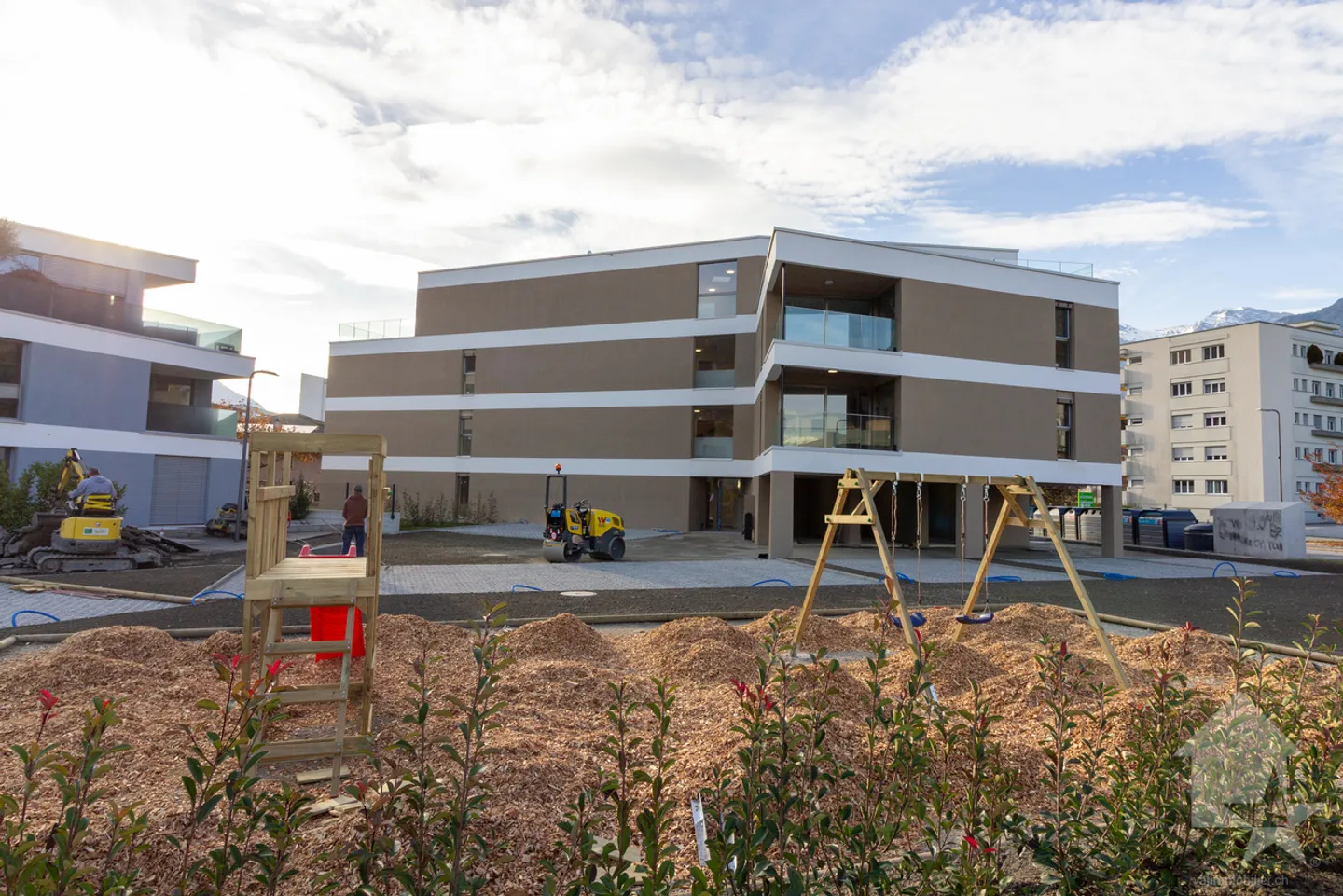 Bel appt de 2,5 pces de 66 m2 hab. avec terrasse et pelouse - Photo 1 sur 10