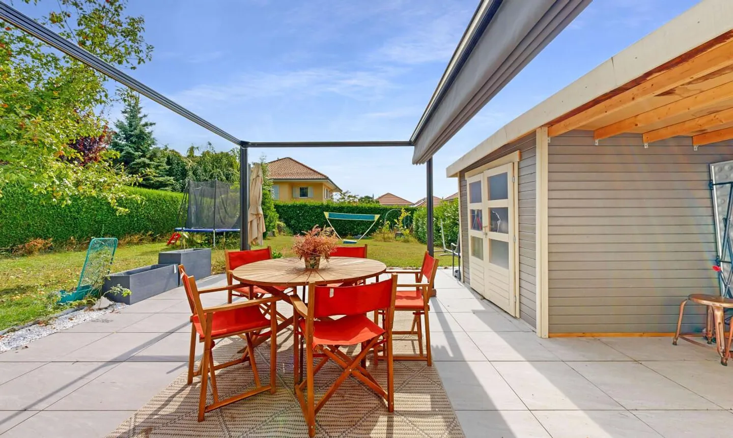 Spacious 7.5-room semi-detached house ideally located in Epalinges - Photo 7 of 13