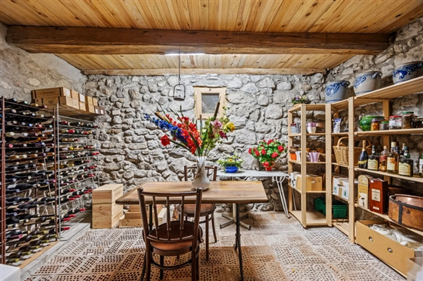 Large single-family house in Vionnaz - more than 220 m² - Photo 17 of 18