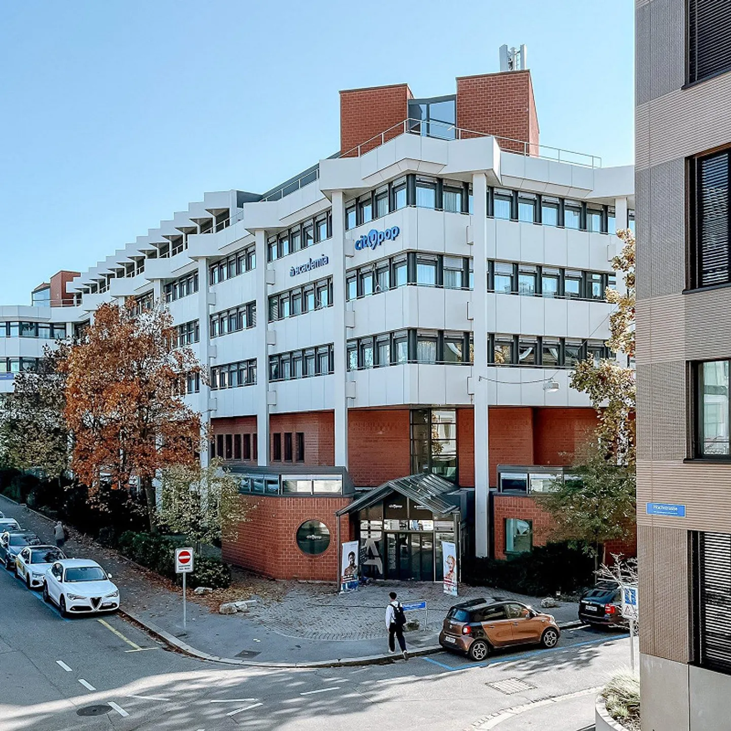 City Pop - Studio Apartments in Basel, next to the train station - Photo 13 of 13