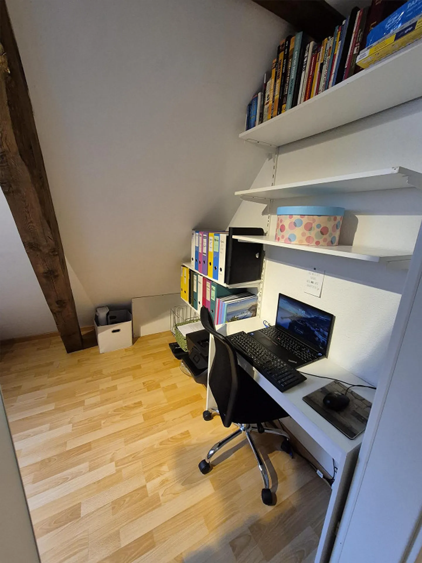 Charmante appartement sous les combles de 3,5 pièces - Photo 4 sur 6