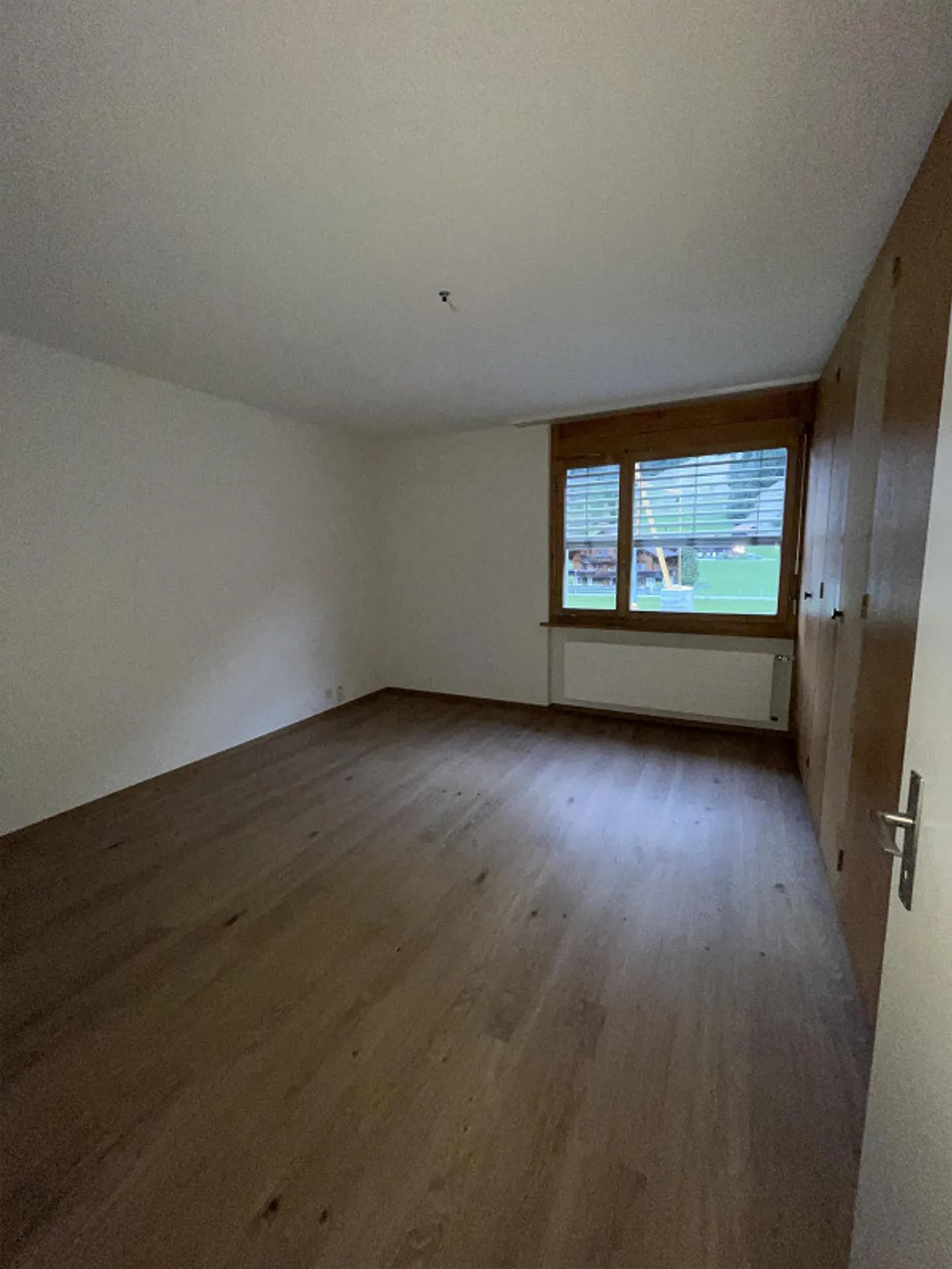 Cozy apartment with balcony and mountain view in Kandersteg - Photo 3 of 7