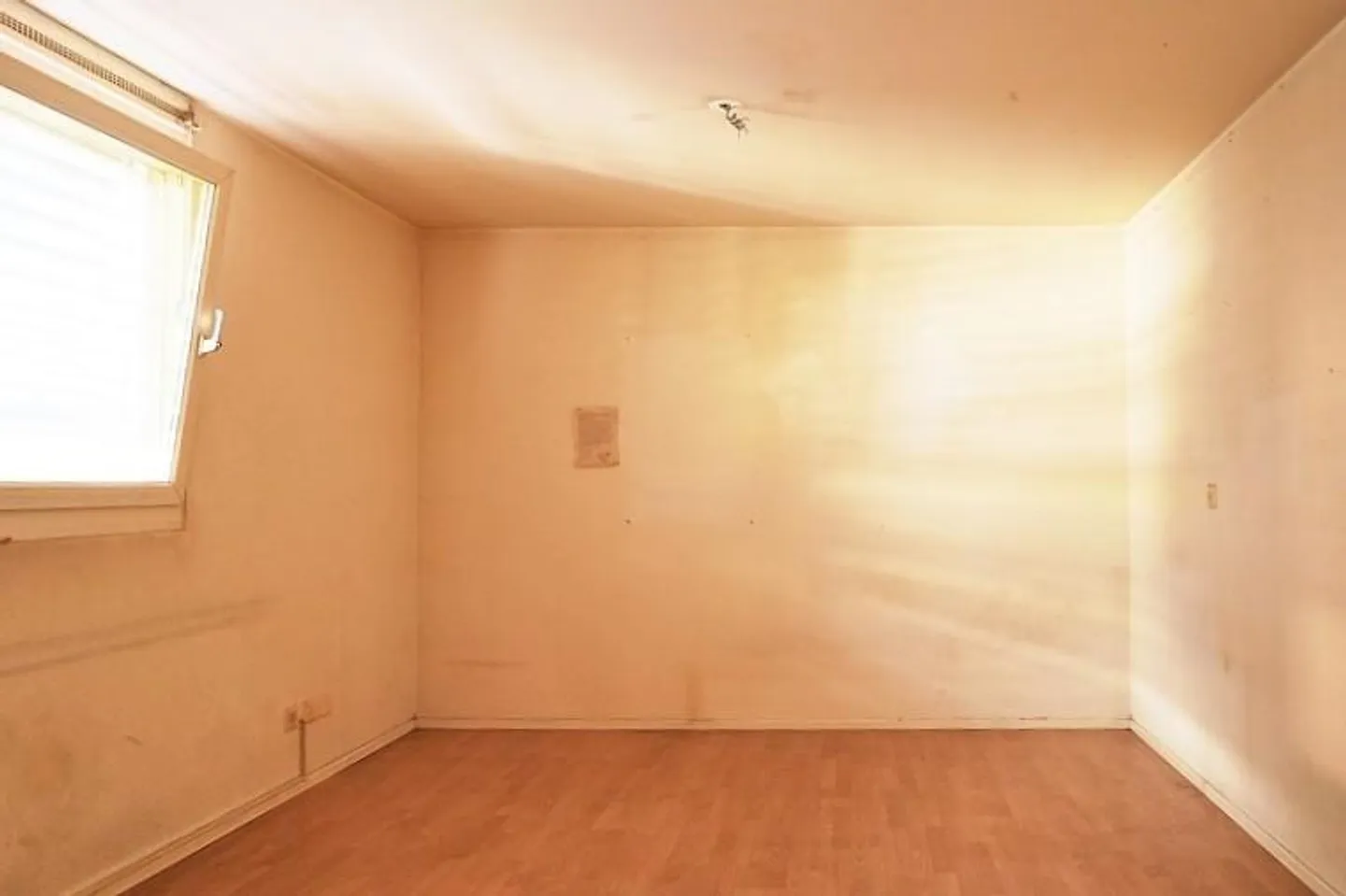 6 1/2-Room Loft Apartment on the 1st Floor in a Central Location - Photo 14 of 27