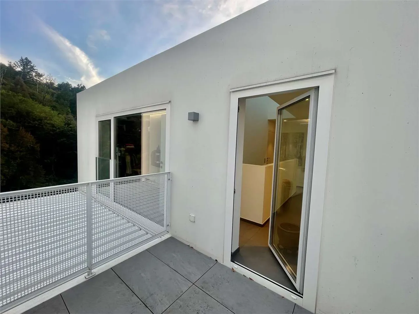 Moderne Einfamilien-Villa mit offenem Blick in Origlio - Foto 10 von 13