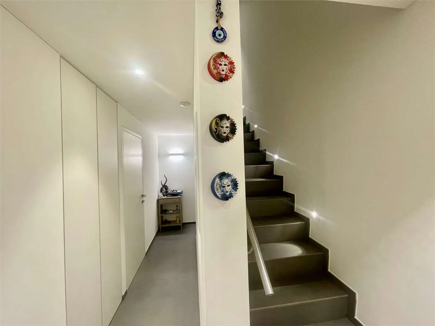 Moderne Einfamilien-Villa mit offenem Blick in Origlio - Foto 8 von 13