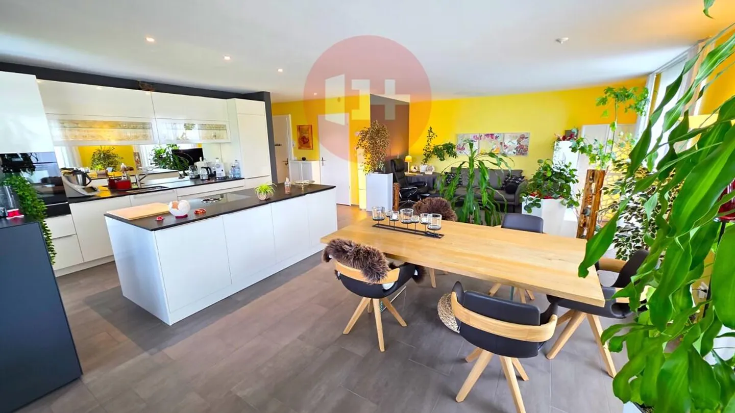 Exklusive 3.5 Zimmer Wohnung - Foto 2 von 10