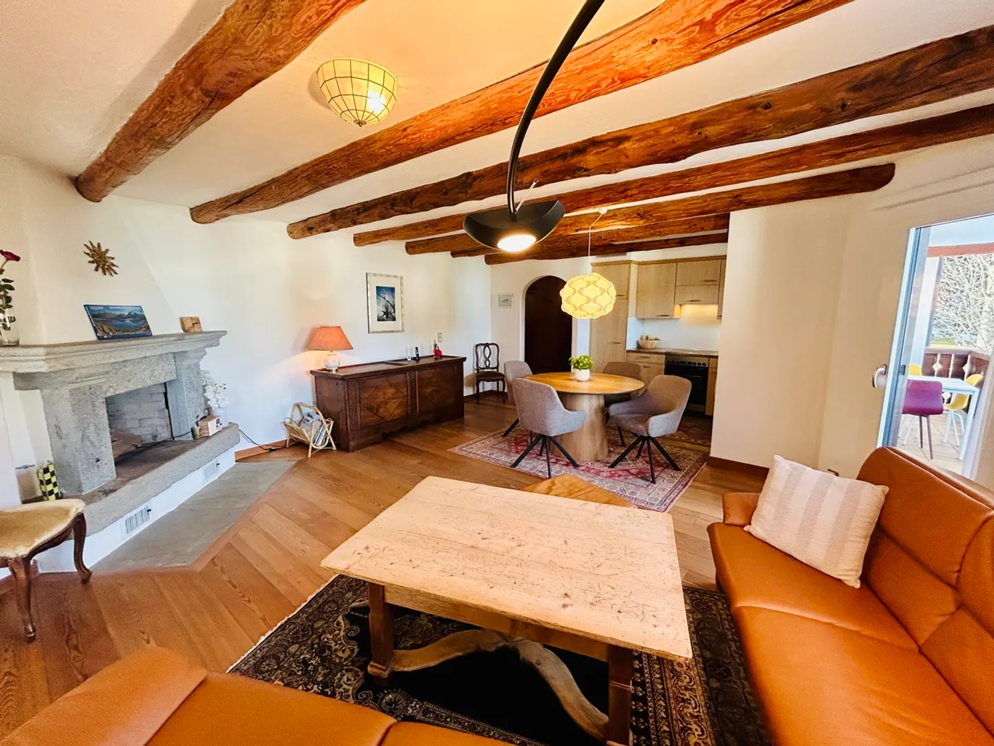 Apartment for rent - Photo 3 of 9