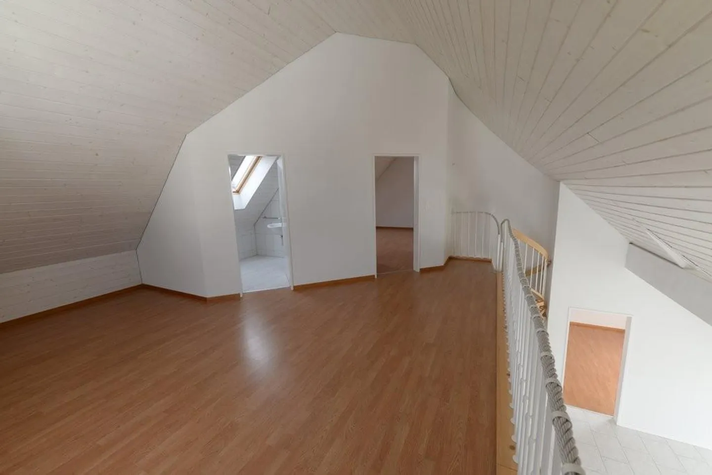 Dreamlike Duplex Apartment - Photo 7 of 11