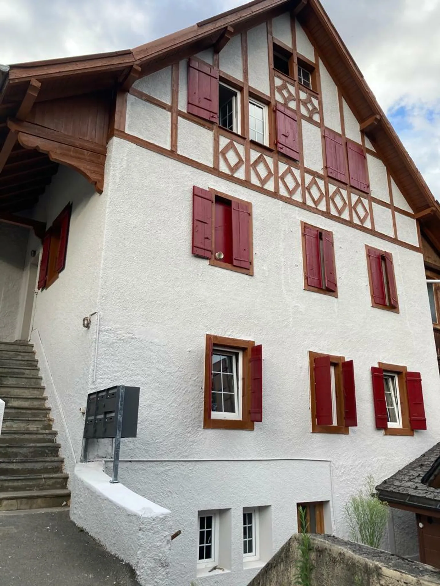 Gemischt genutztes Gebäude in Bex - Foto 2 von 6