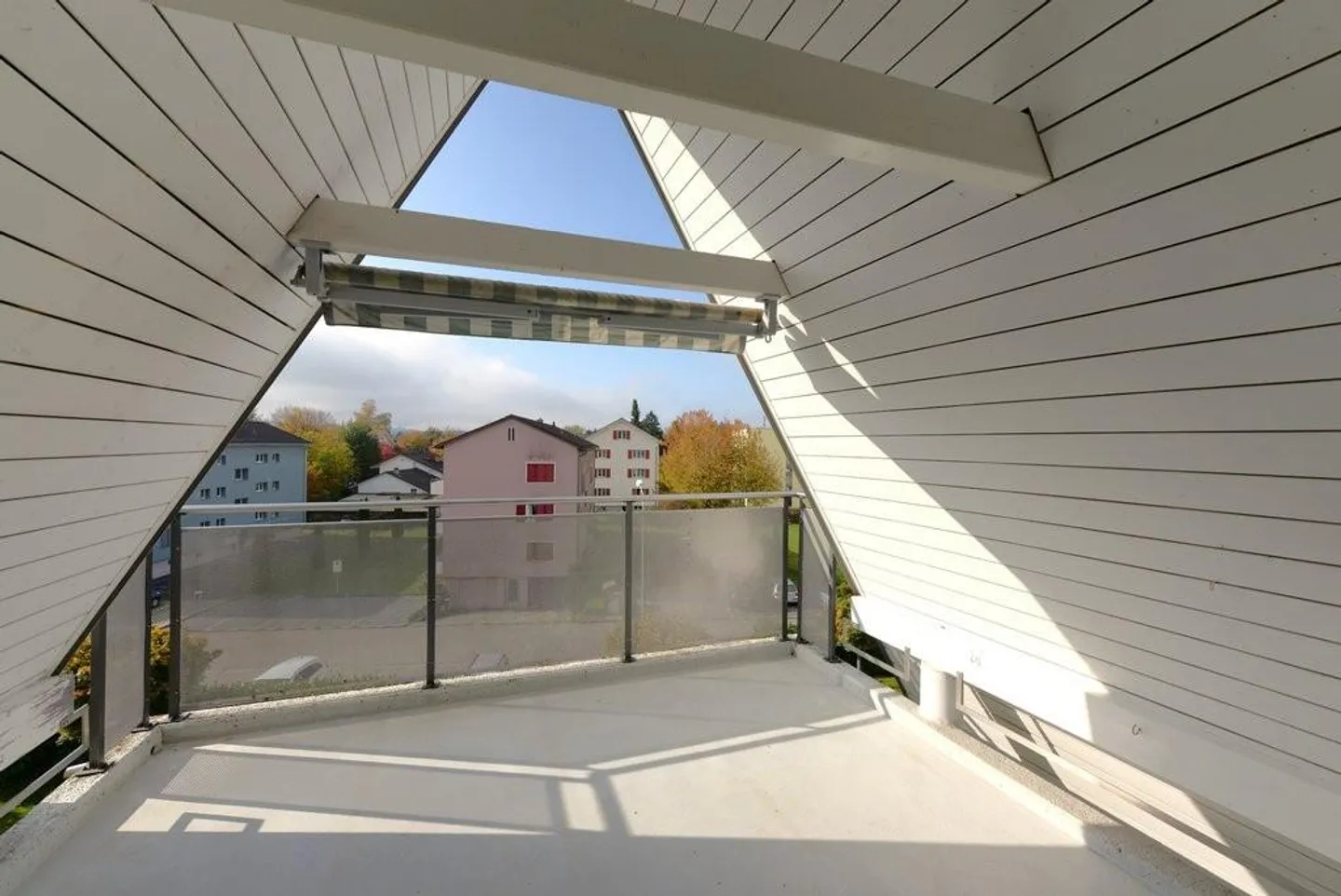 Dreamlike Duplex Apartment - Photo 11 of 11