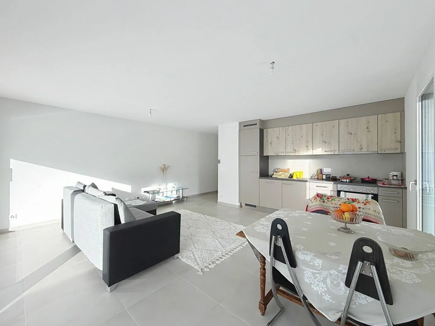 Charmant Appartement en Attique - Photo 5 sur 8