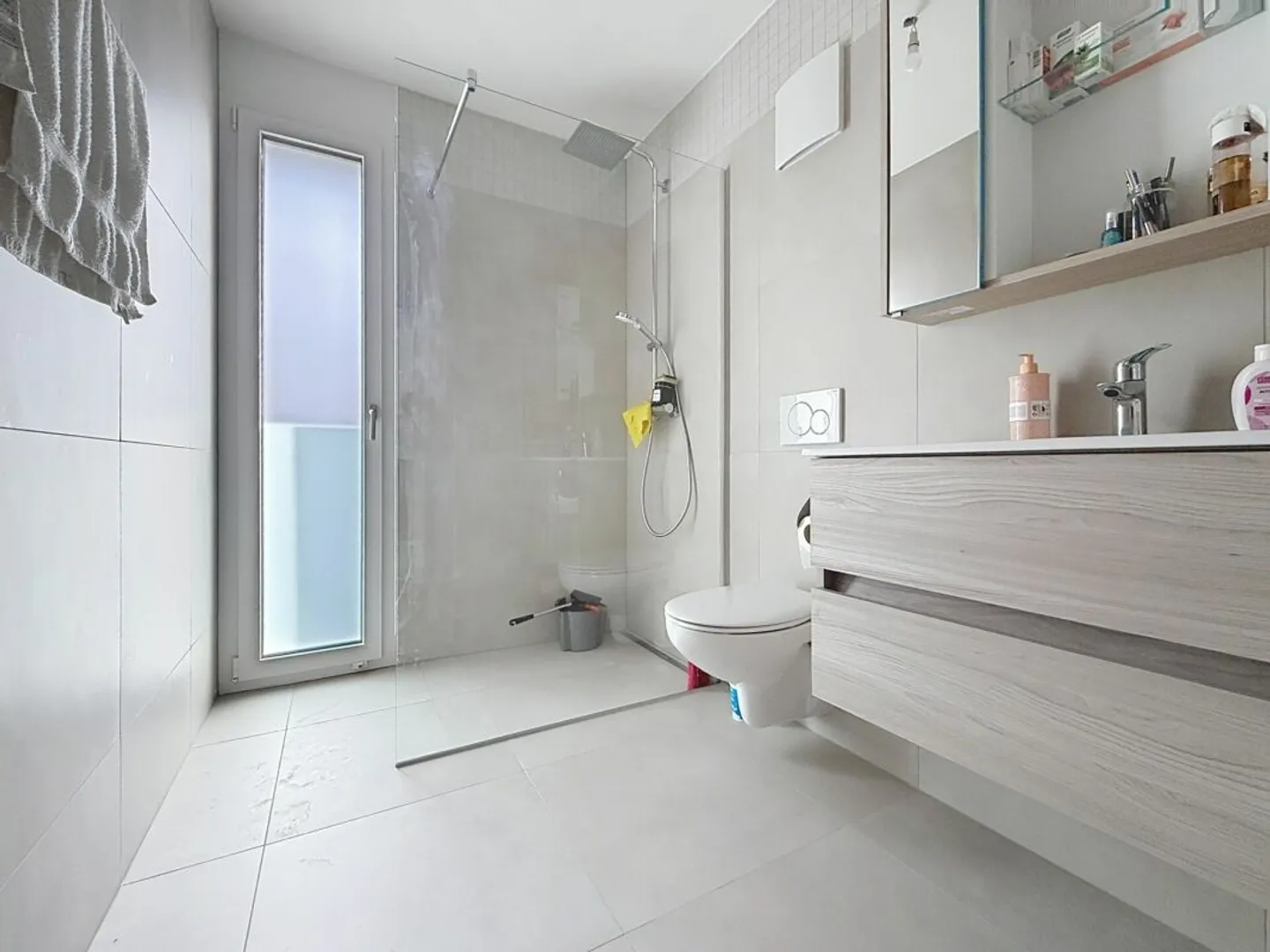 Charmant Appartement en Attique - Photo 7 sur 8