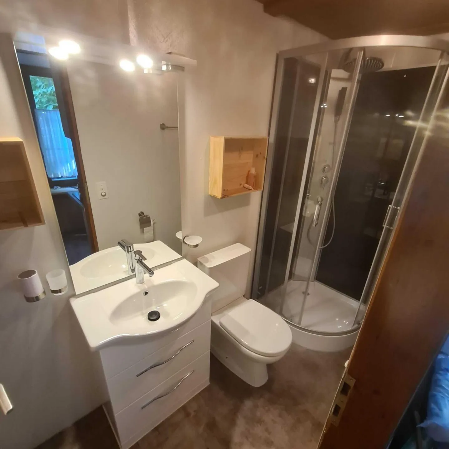 2-Zimmer-Wohnung 1. OG - Foto 1 von 3