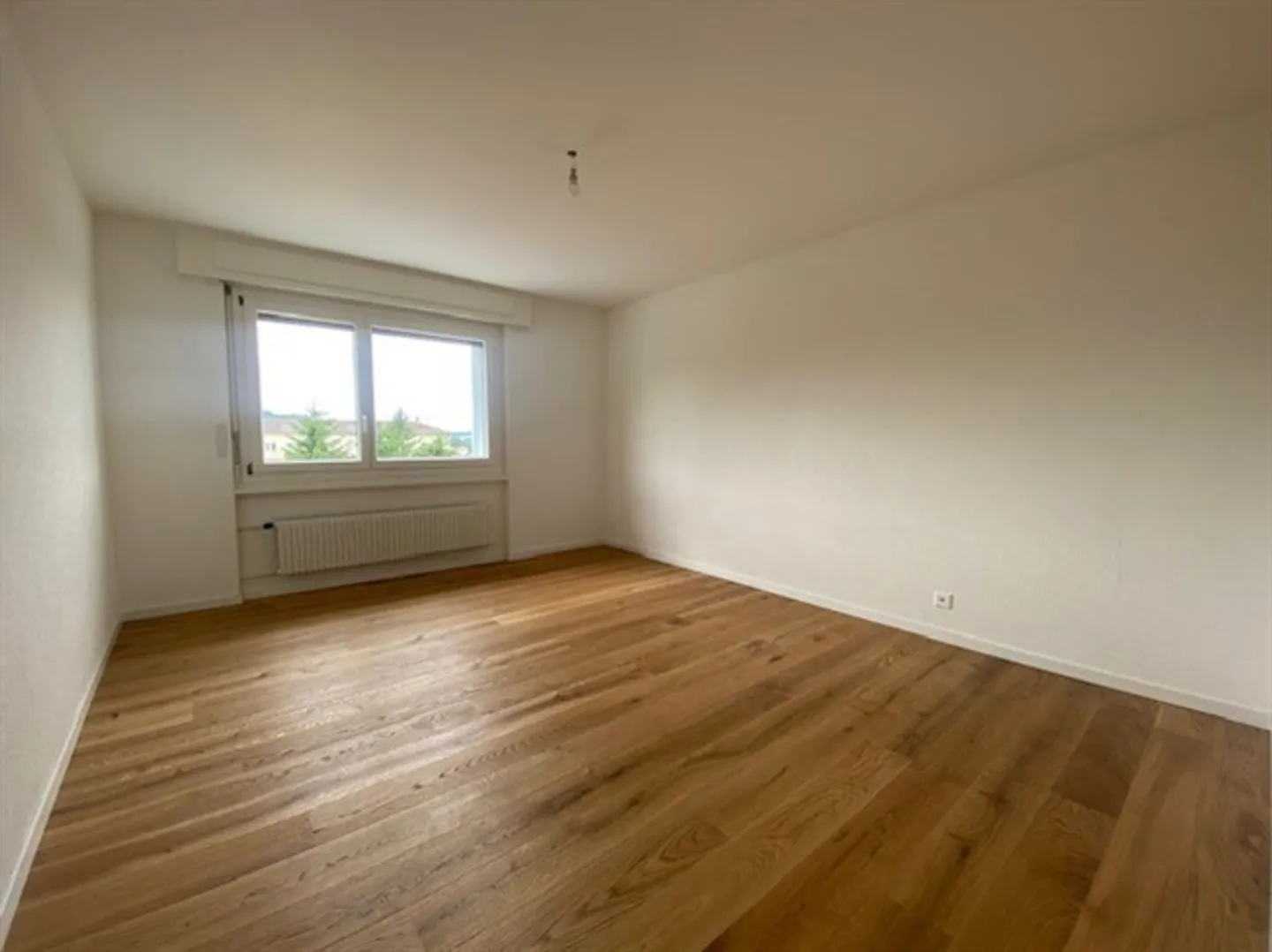 Courtaman - Hervorragend renovierte Wohnung zu vermieten - Foto 6 von 8
