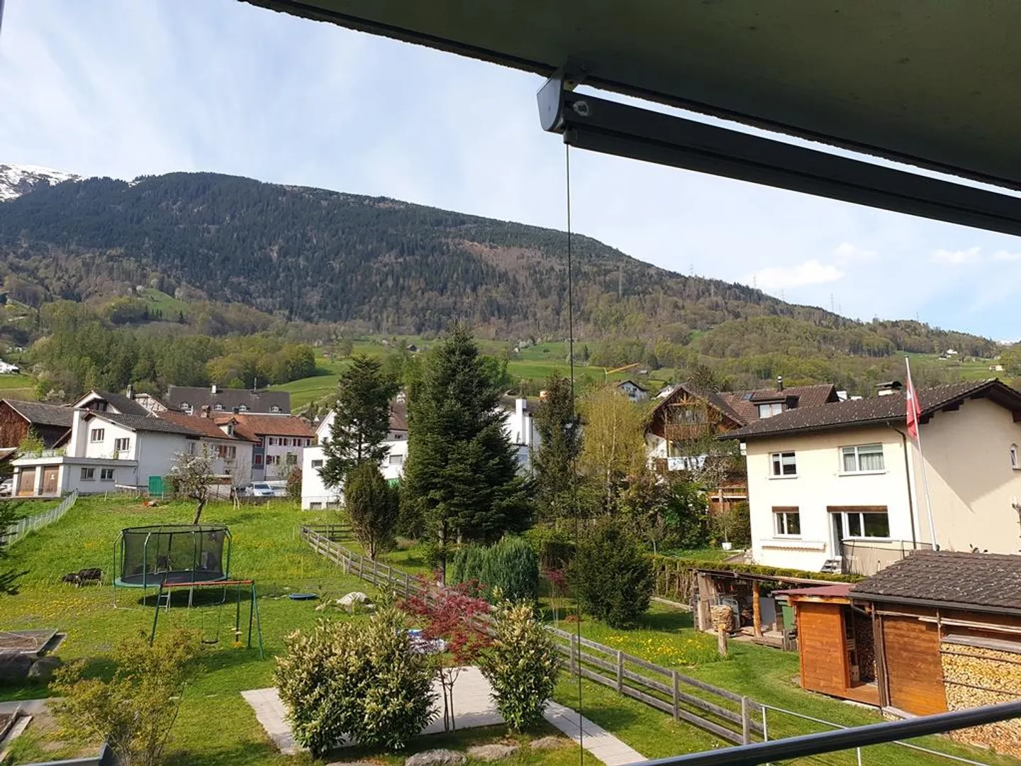 Bright 4.5-room apartment with generous layout - Photo 5 of 9