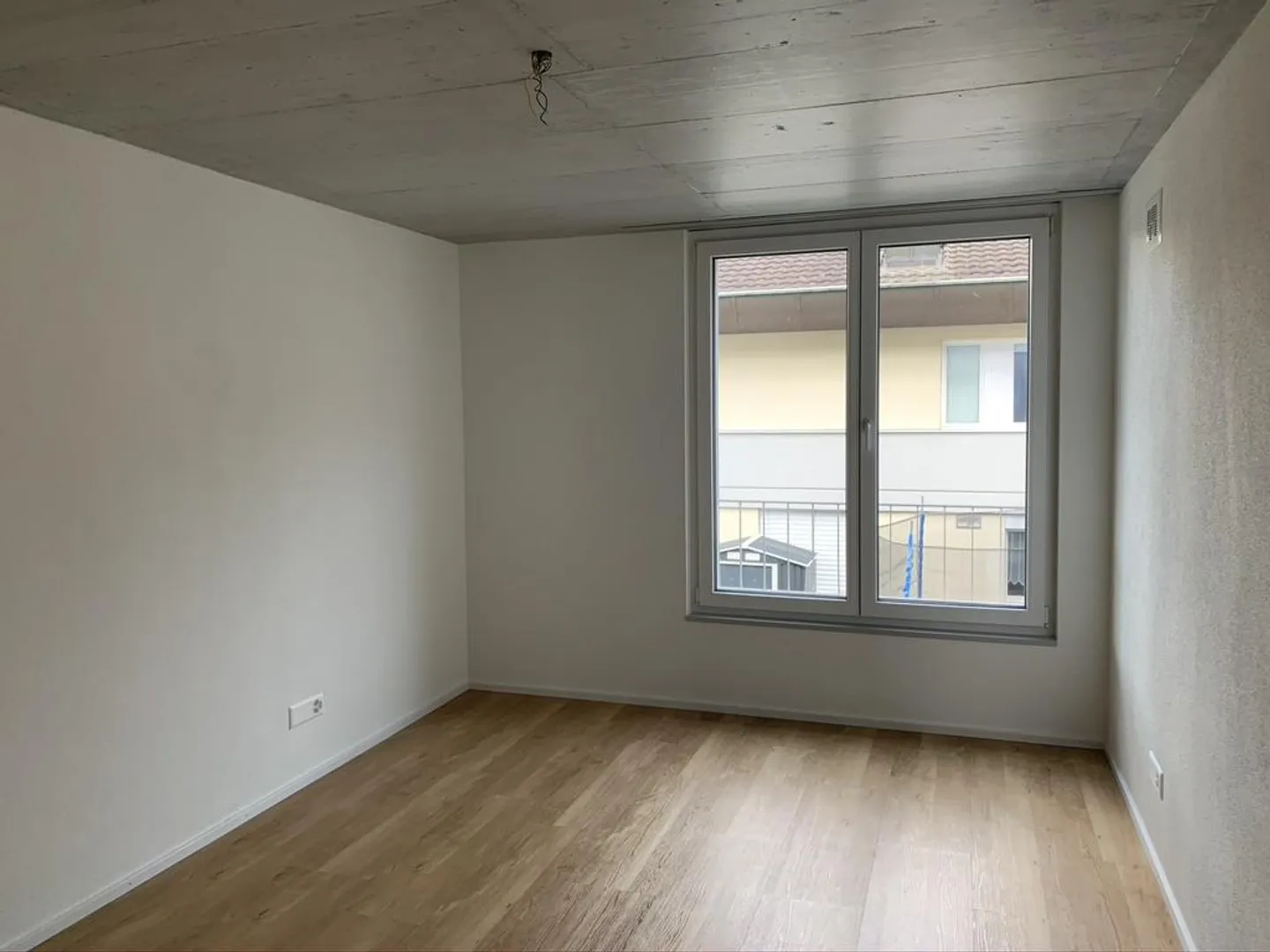 Bright 4.5-room apartment with generous layout - Photo 6 of 9