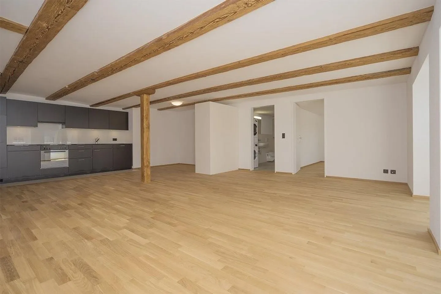 moderne Singlewohnung in saniertem Bauernhaus - Foto 3 von 8