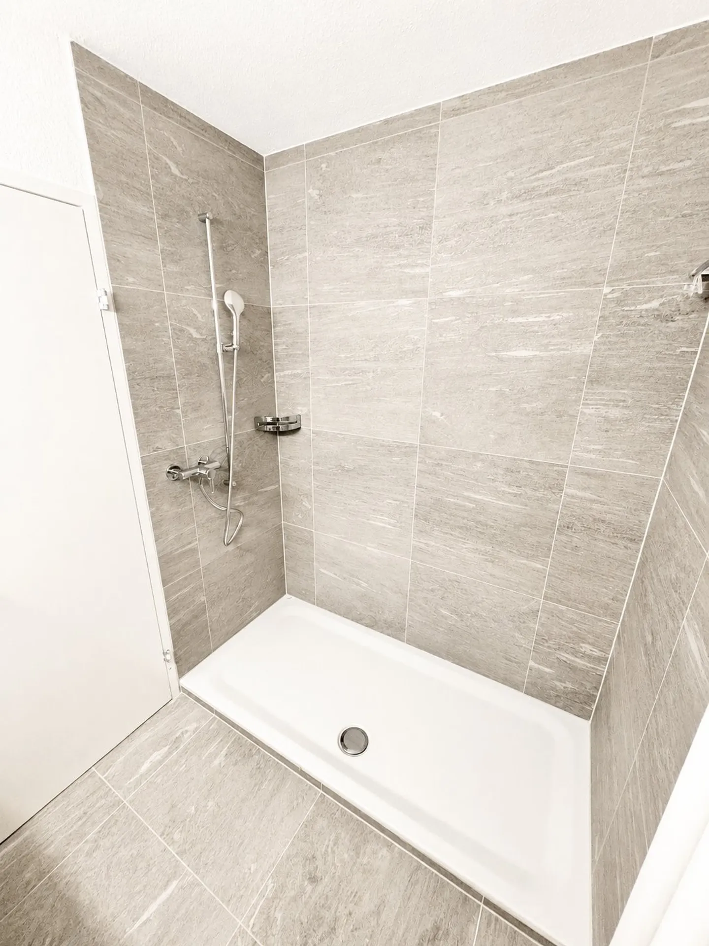 Modernes Apartment mit Aussicht - Foto 11 von 18