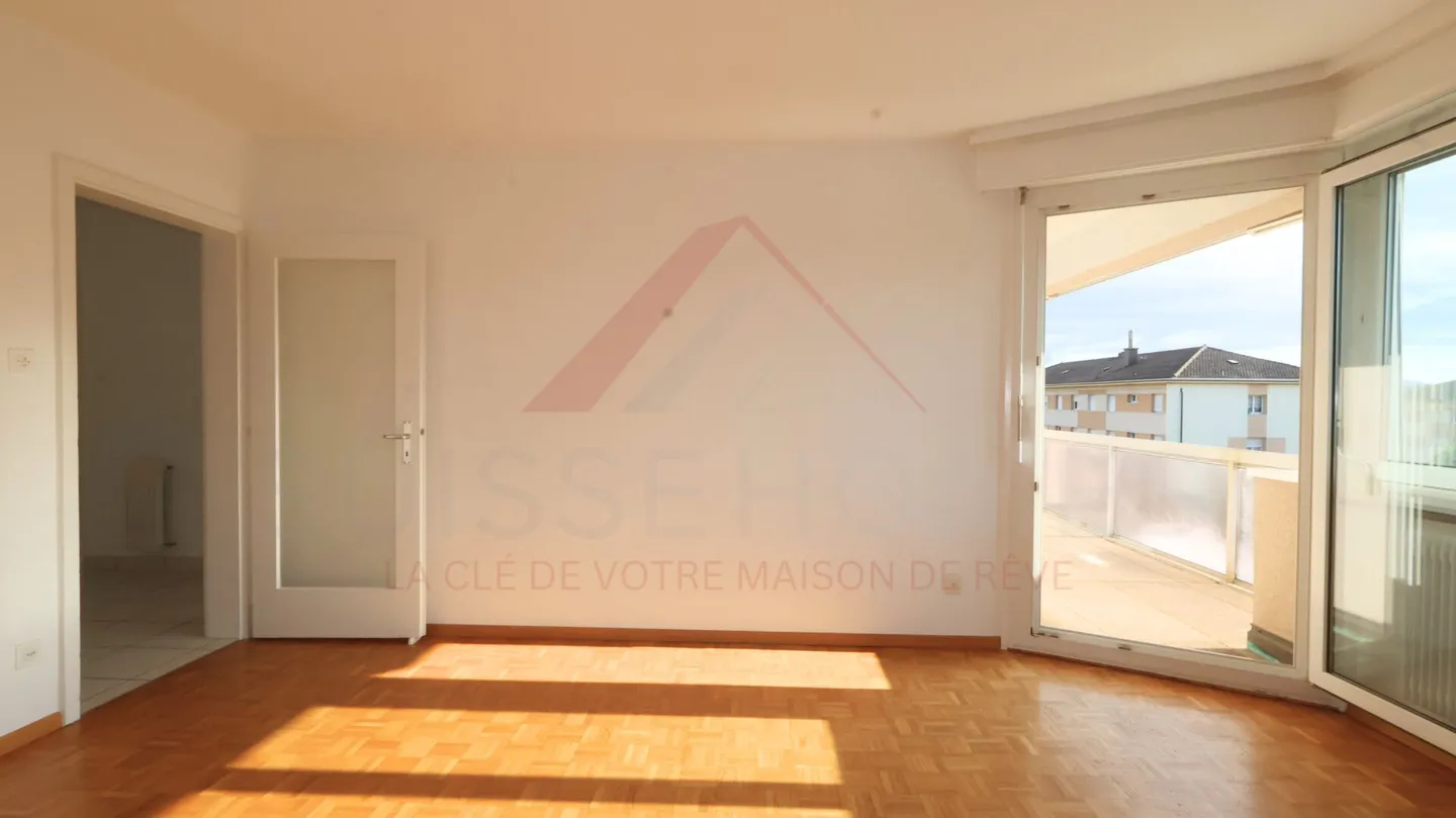 Beautiful 3.5-room apartment with balcony on the 3rd floor - Photo 3 of 14