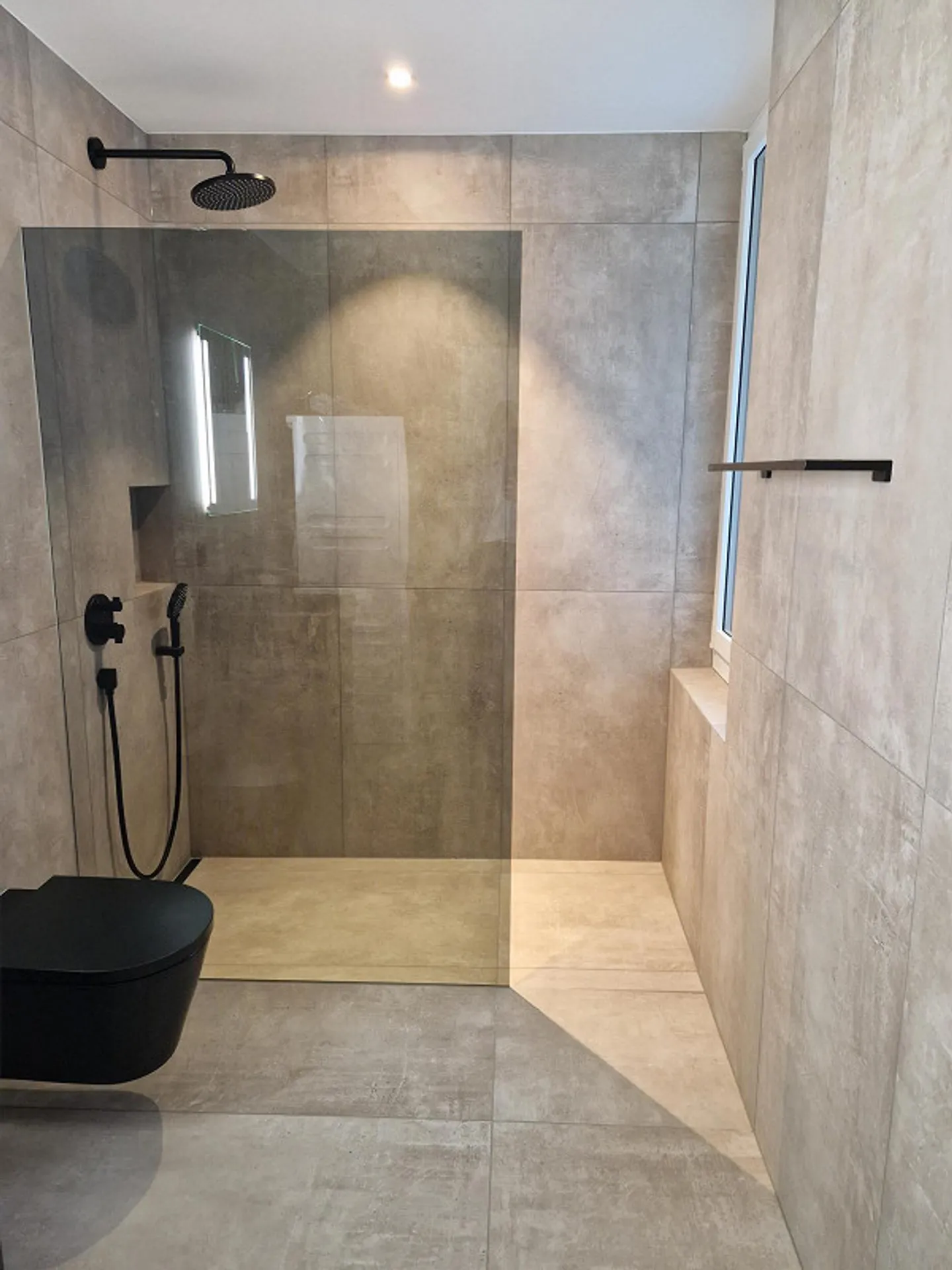 Location d'un spacieux appartement designer de 2,5 pièces dans le Rotkreuz-Risch fiscalement avantageux - Photo 12 sur 15