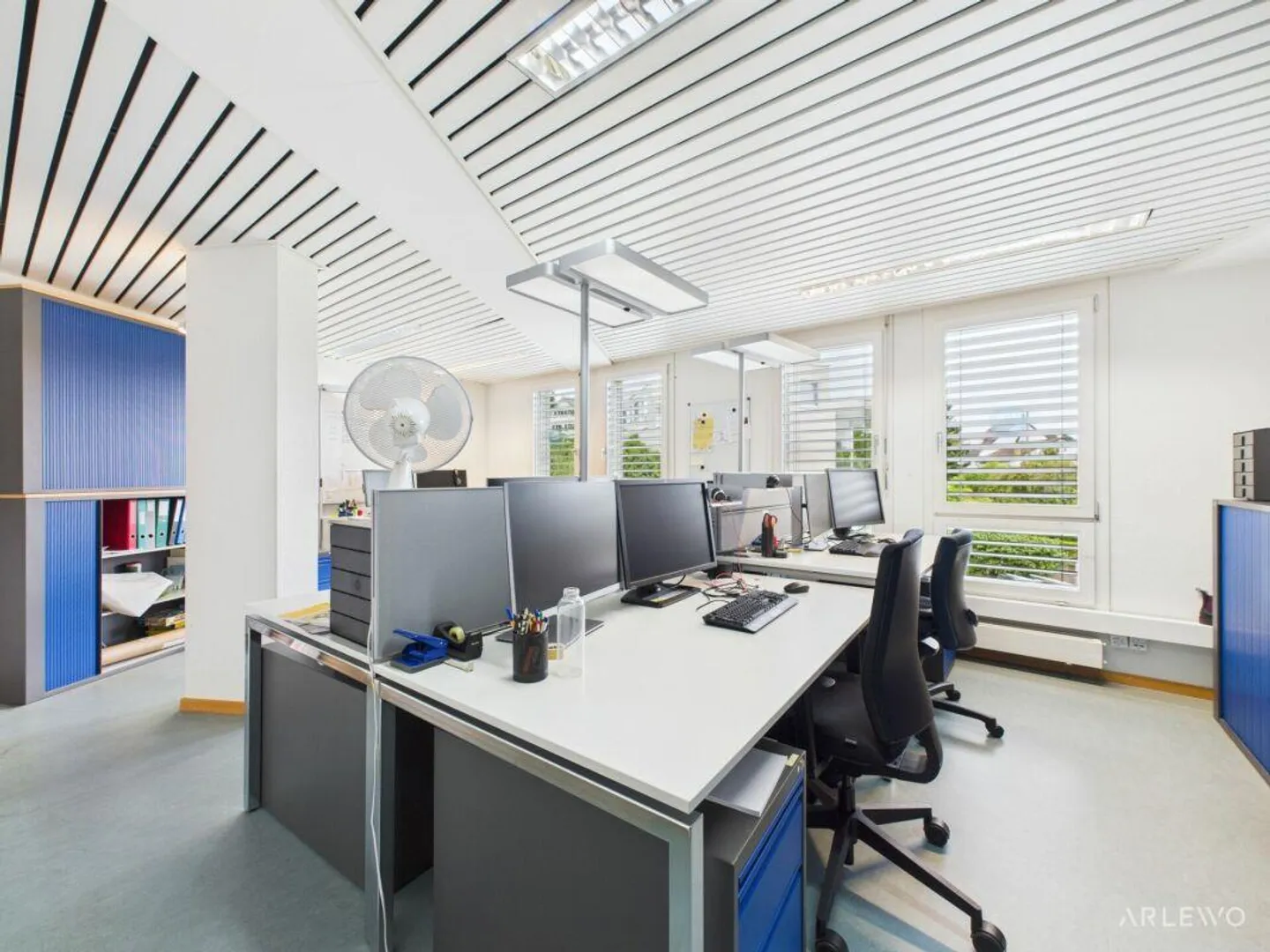 Spazio ufficio in affitto - Foto 1 di 13