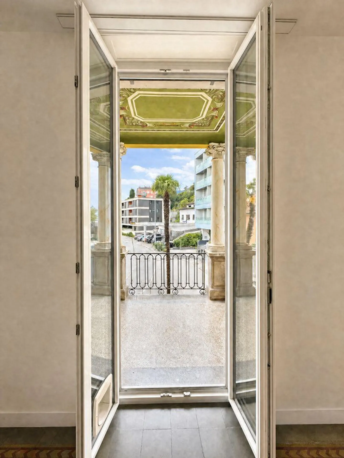 Timeless Elegance in the Heart of Muralto - Photo 6 of 7
