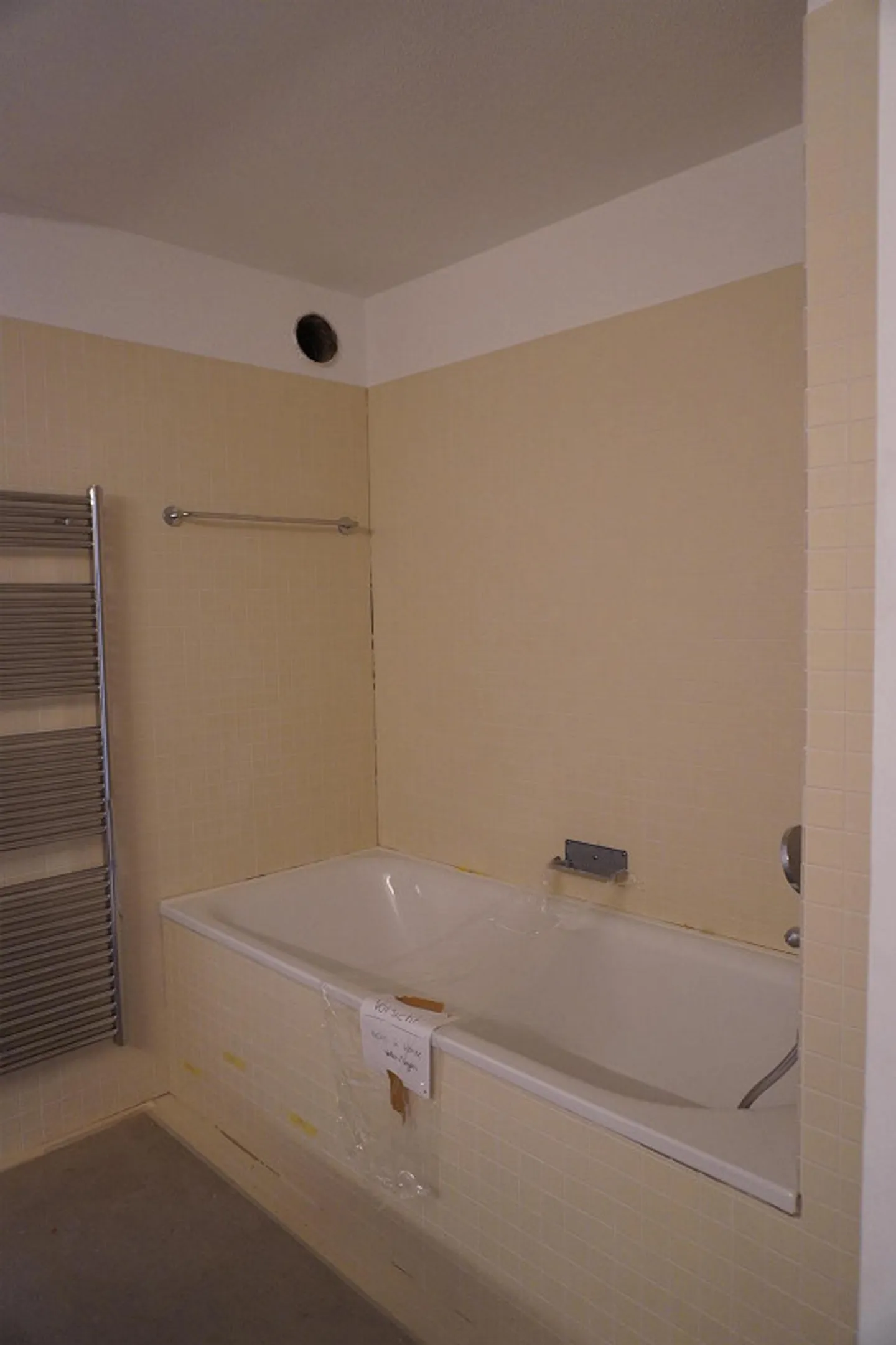 Grosszügige 5.5-Zimmer-Gartenwohnung mit 132 m² - Foto 14 von 17