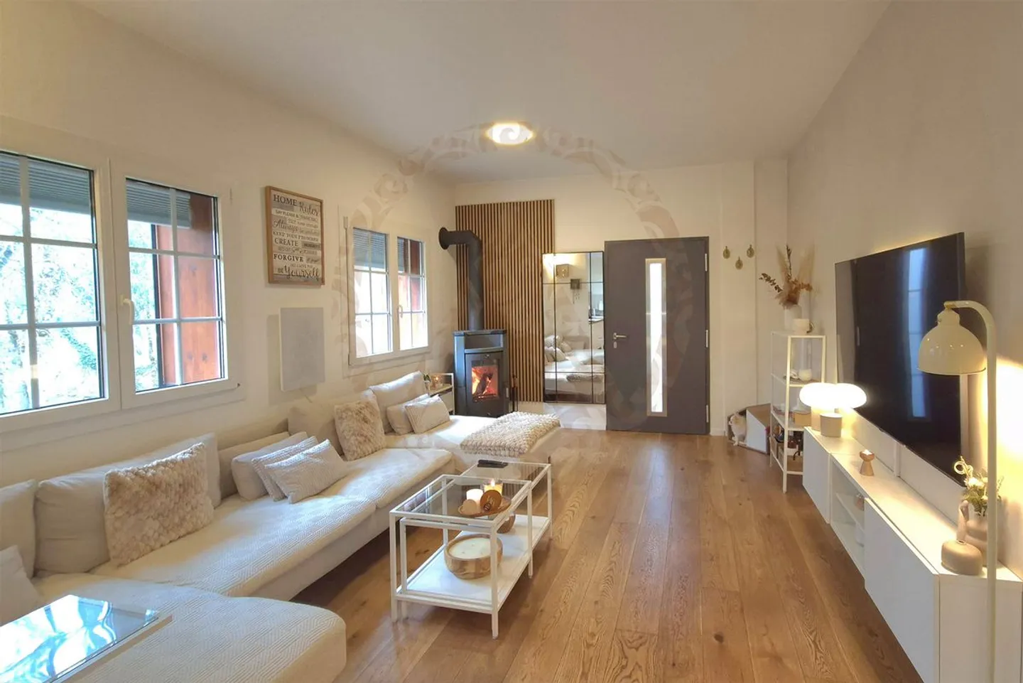 Elegante Wohnung mit Privatgarten - Foto 5 von 13