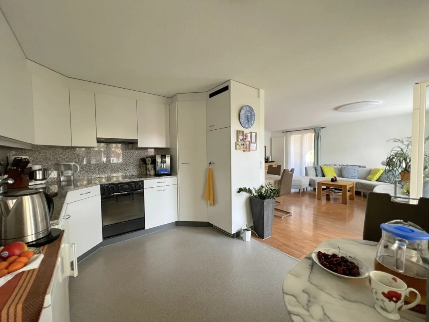 Apartment for rent - Photo 5 of 17