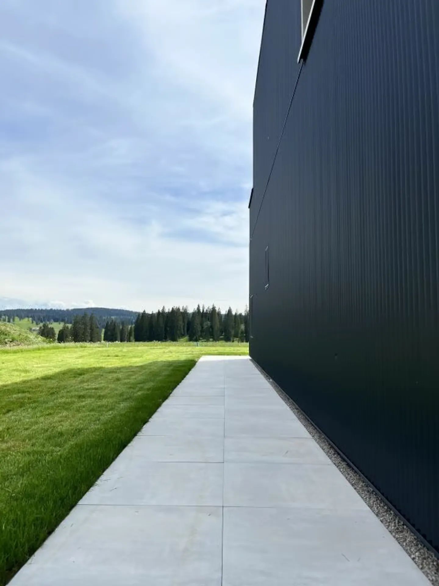 Magnifica villa in affitto per gli amanti della natura nella Valle di Brévine - Foto 3 di 13