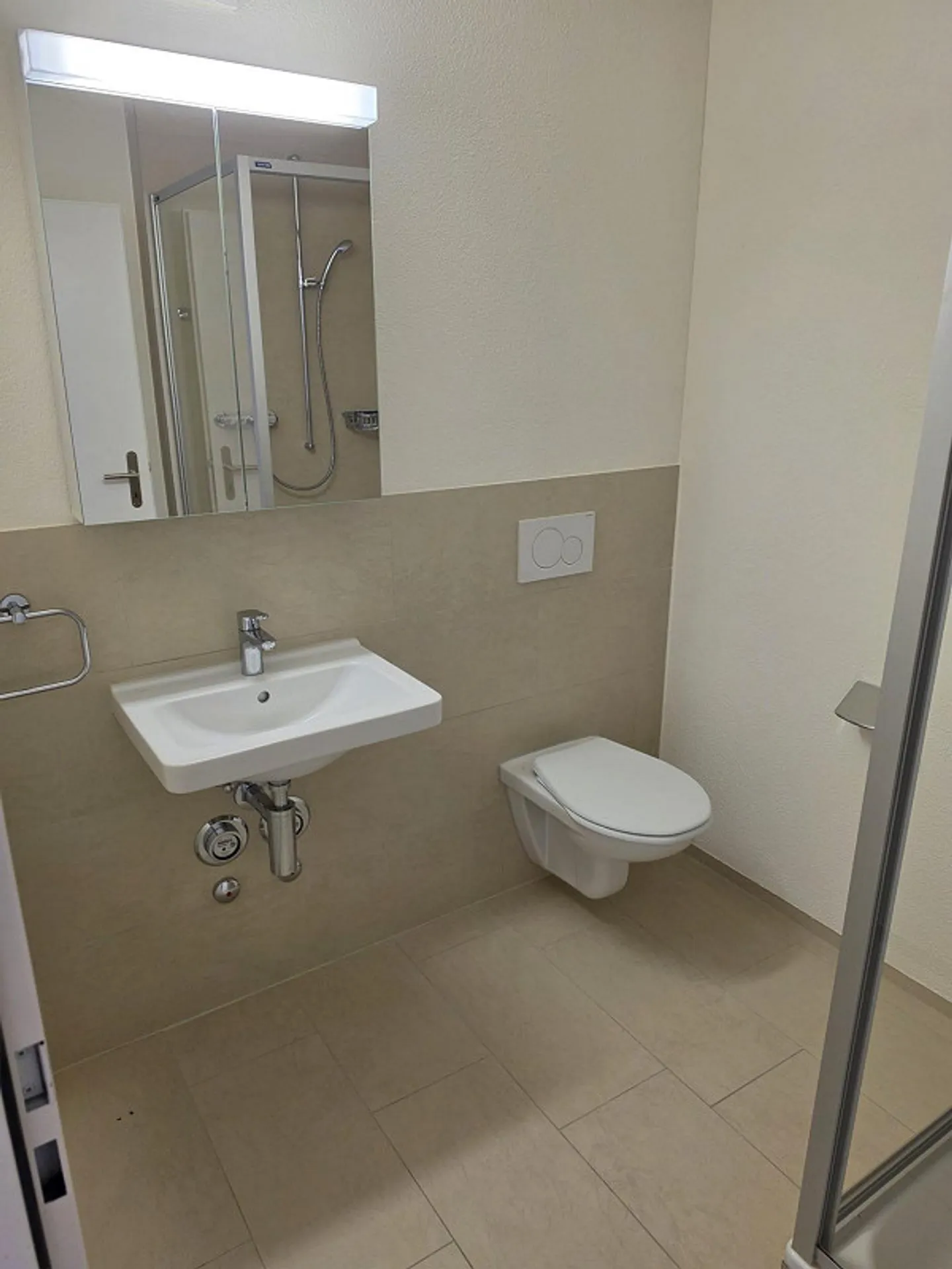 Cozy but centrally located living - Photo 7 of 10