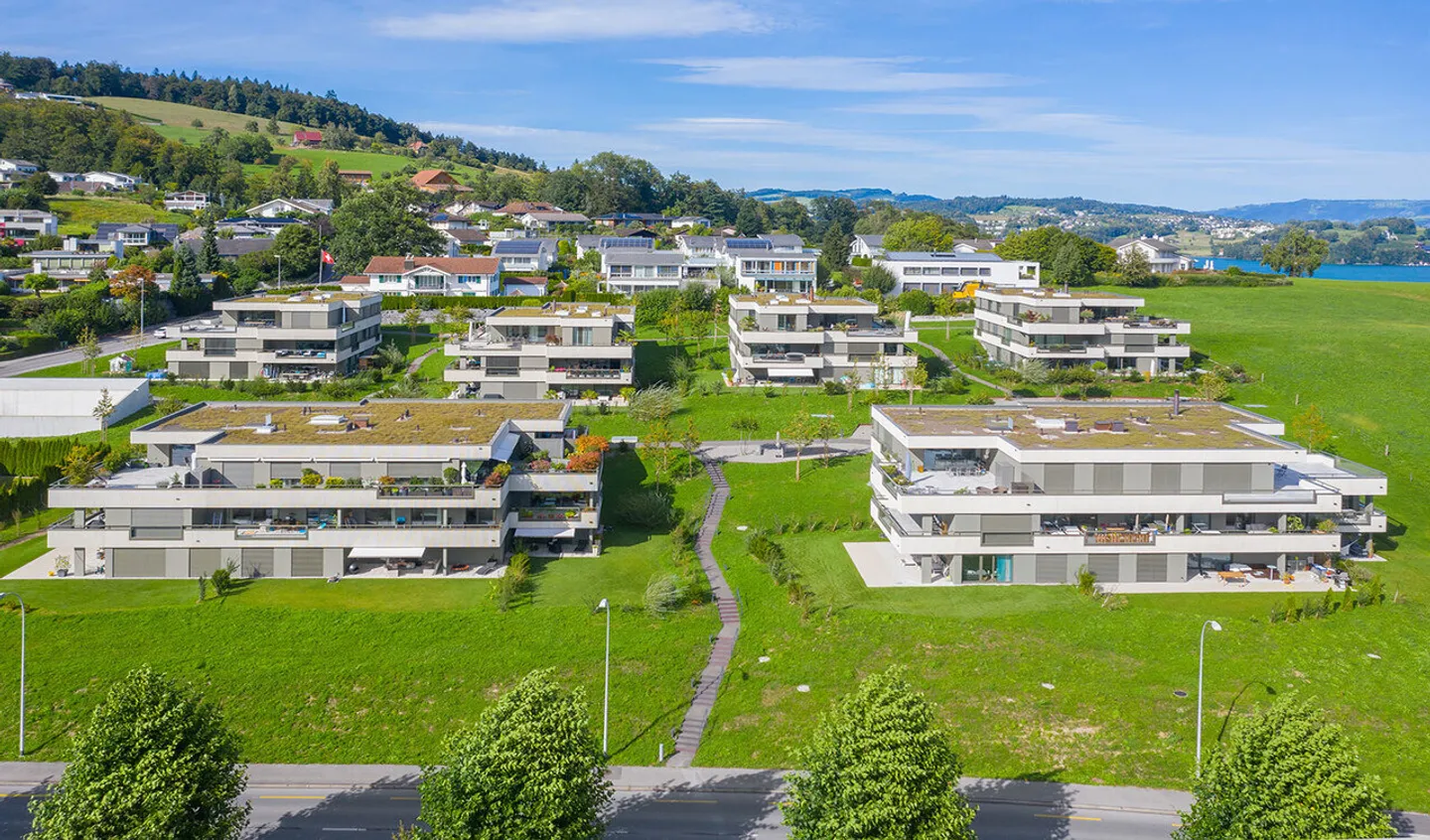 Gehobene 4½-Zimmer-Wohnung mit herrlicher Panoramasicht im Felmispark - Foto 6 von 7