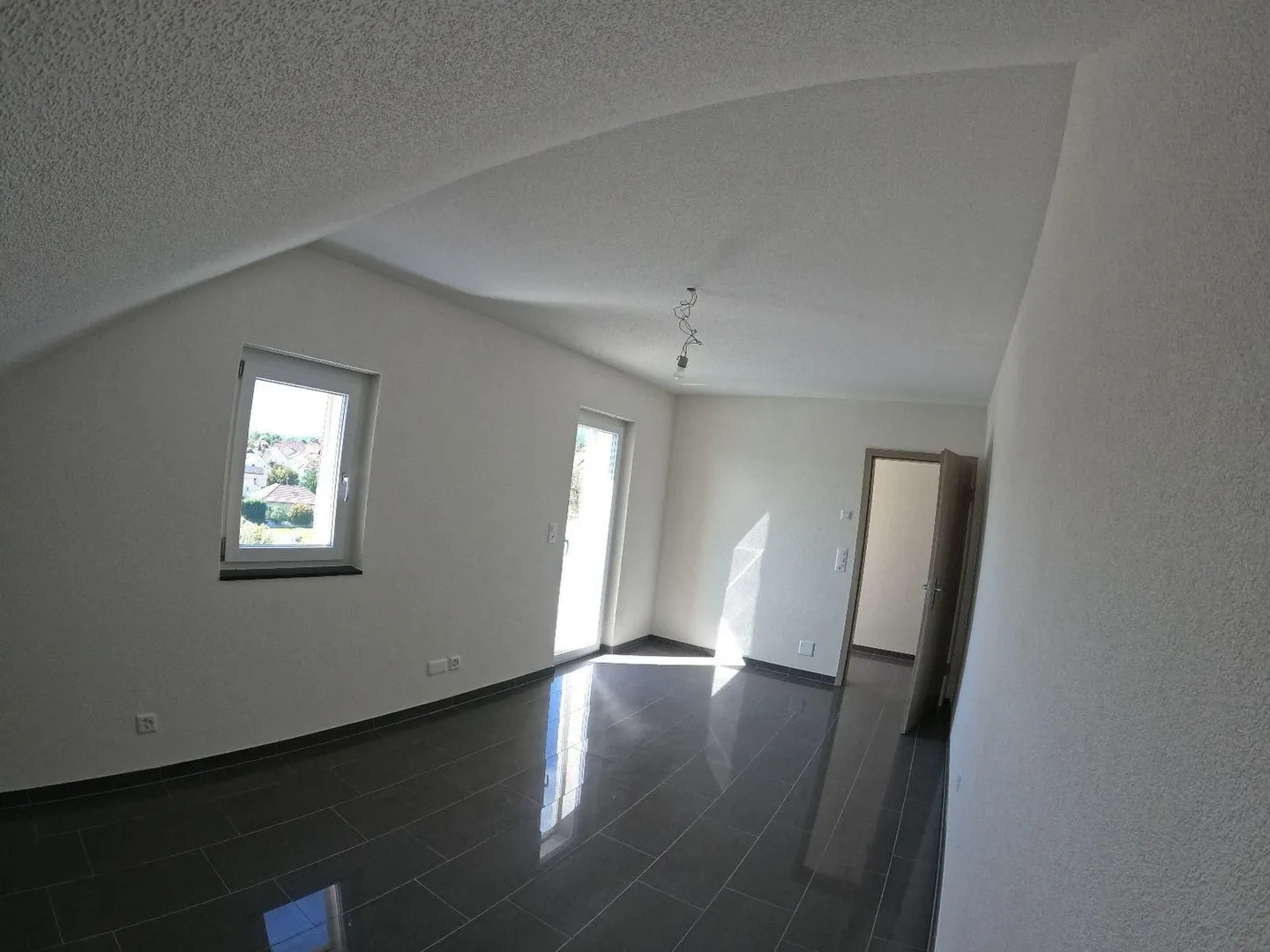 Bel appartement moderne et lumineux de 3,5 pièces - Photo 8 sur 24