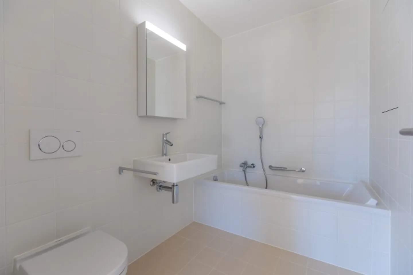 Résidence Radice - moderne et lumineux 2.5 pièces - Photo 6 sur 6