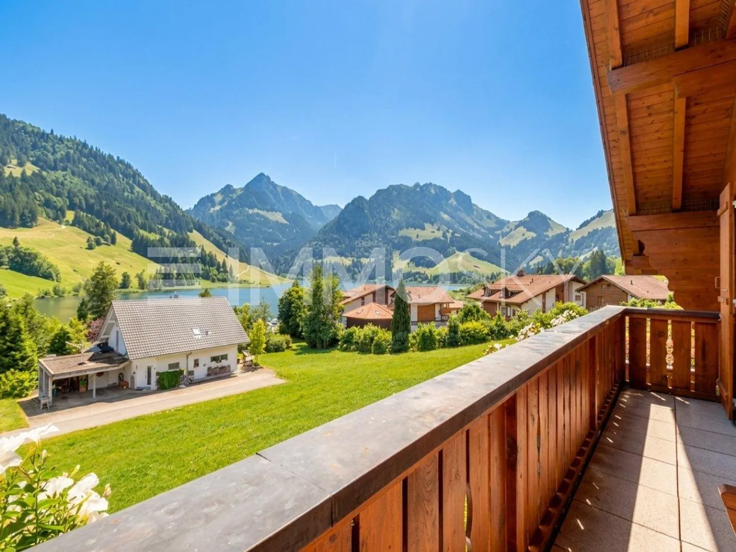 Chalet mit Seeblick und Komfort - Foto 2 von 5