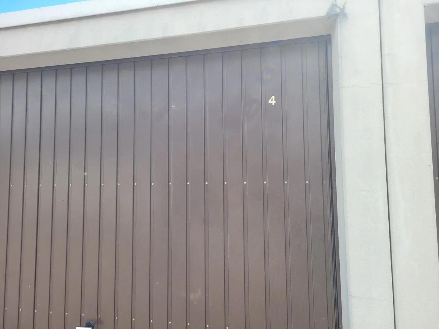 Individual garage No 4 of more than 16 m2 - Photo 3 of 8