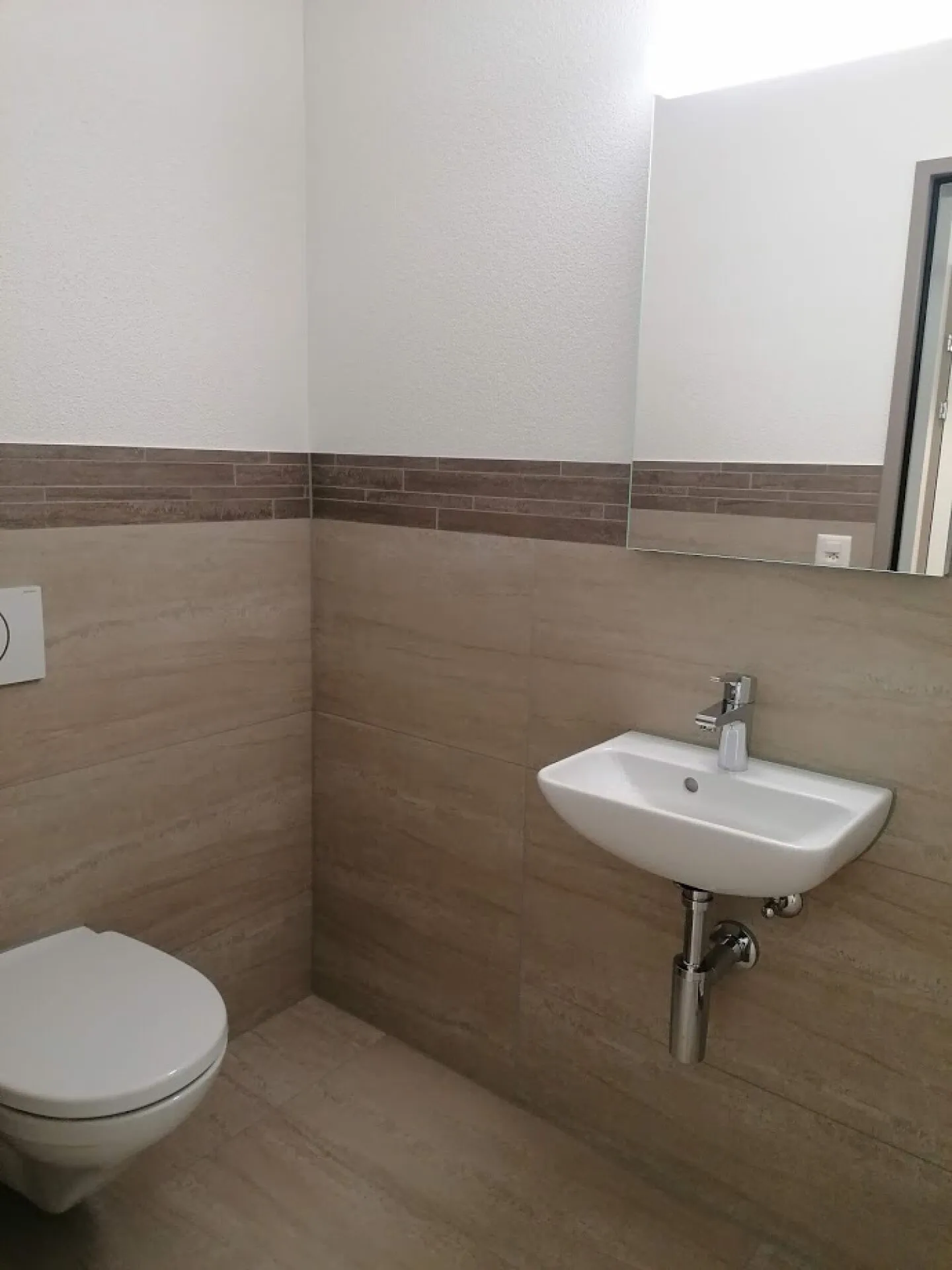 Your Dream Home: Nearly New 3.5-Room Apartment - Photo 6 of 8