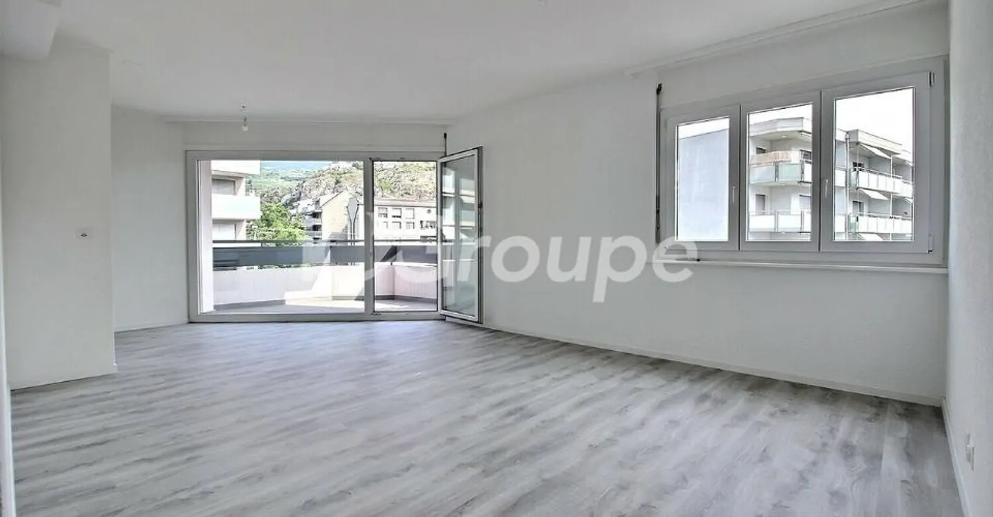 Studio à louer à quelques pas du centre-ville de Sion - Foto 1 von 5
