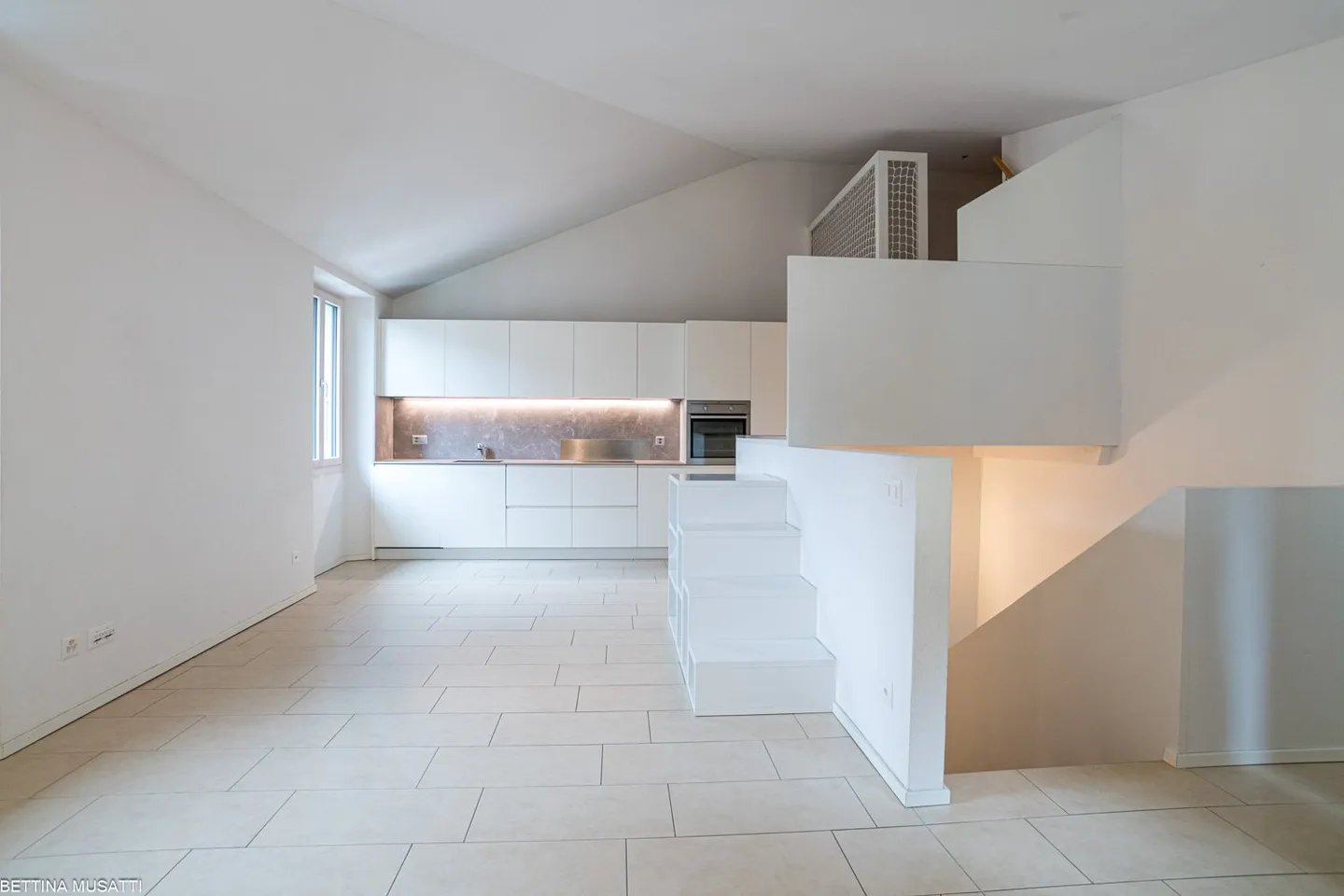 MELANO – 3.5 Rooms Renovated with Modern Comfort - Photo 1 of 13