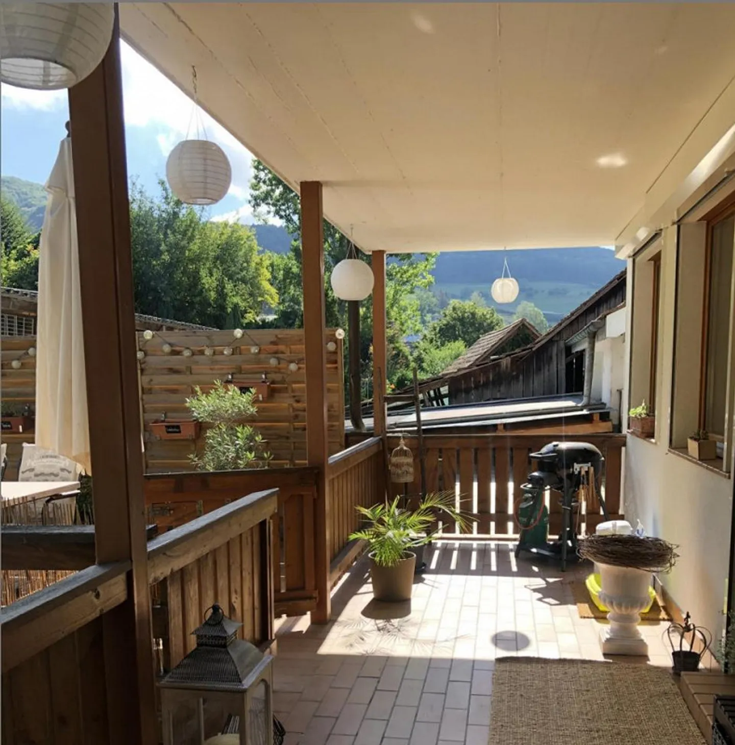 Bellissimo e luminoso appartamento di 4 1/2 stanze in una posizione tranquilla a Maisprach - Foto 8 di 9
