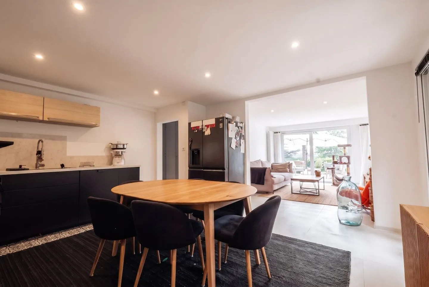 Appartement Terrasse Charmant - Photo 4 sur 13