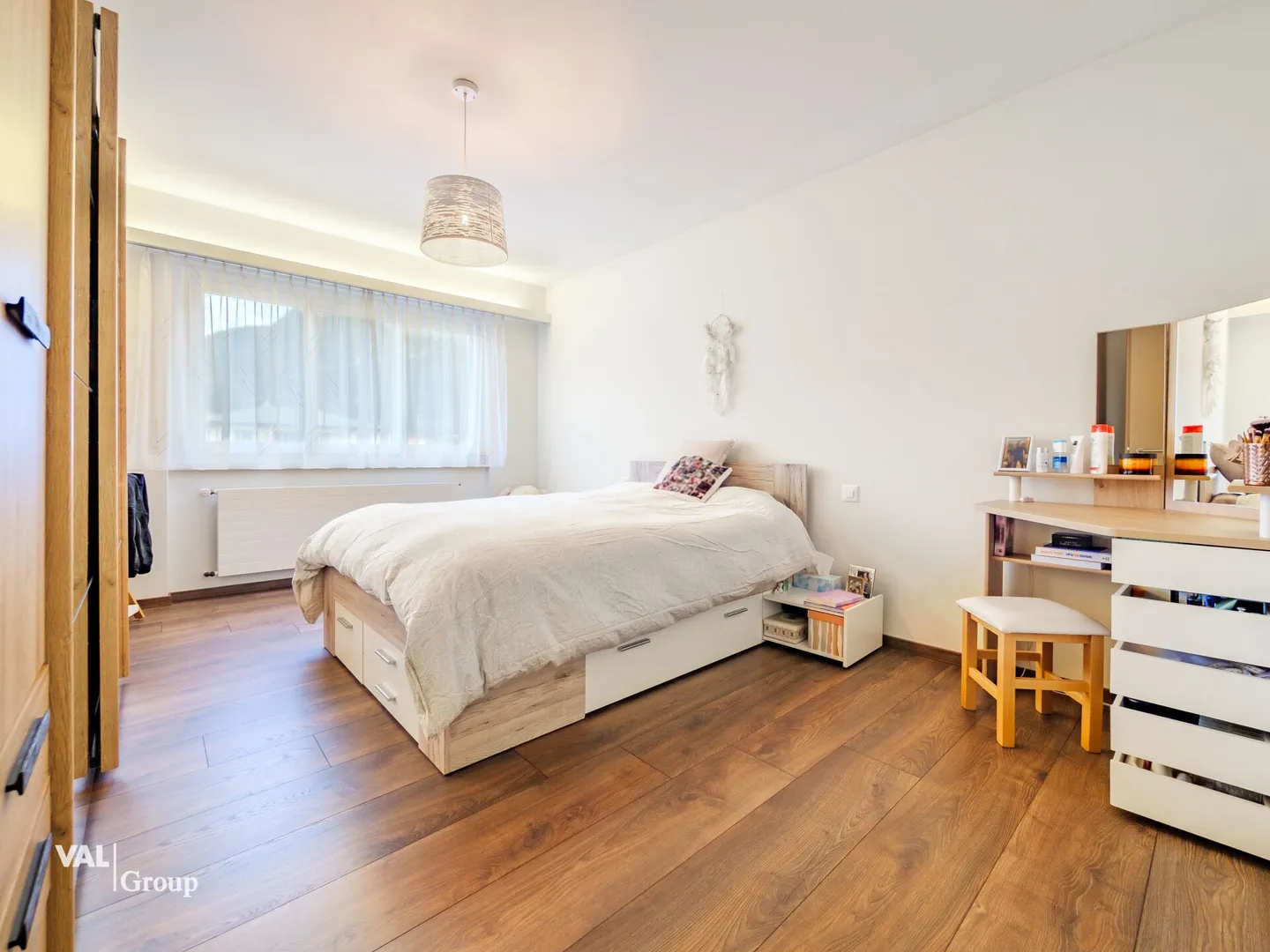 Bellissimo appartamento ristrutturato di 4.5 locali in un quartiere tranquillo - Foto 6 di 14