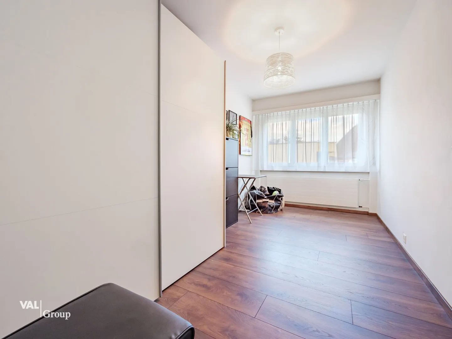 Bellissimo appartamento ristrutturato di 4.5 locali in un quartiere tranquillo - Foto 8 di 14